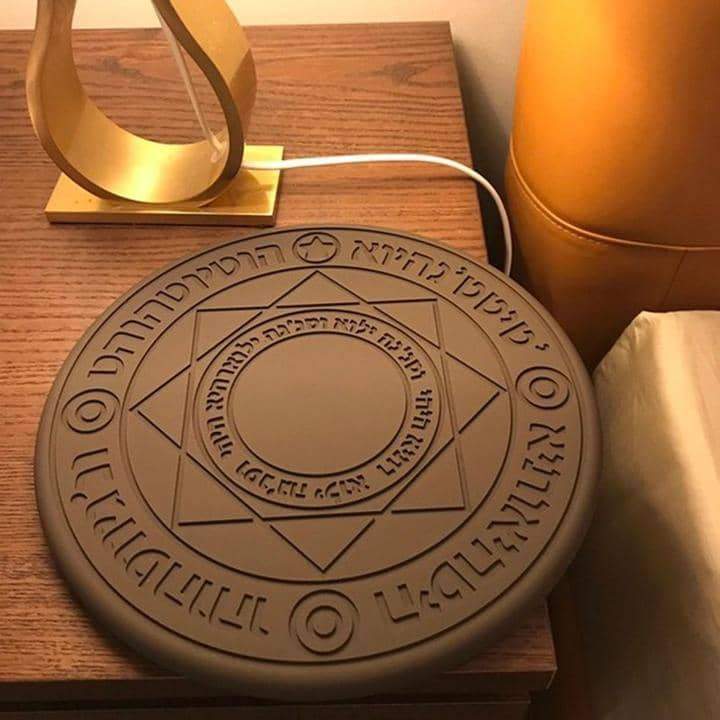 UNIVERSAL RITUAL CHARGING PAD