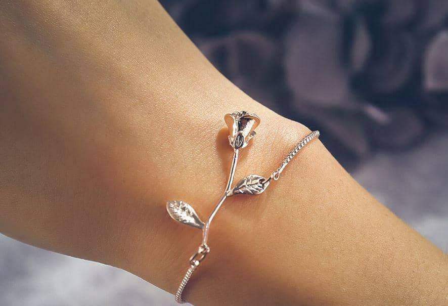 Adjustable Forever Rose Bracelet